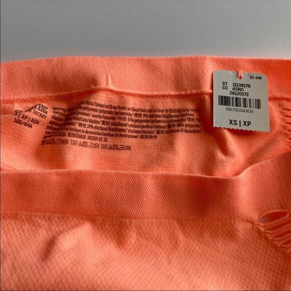 Victoria Secret Size XS Women’s Seamless Thong - Picture 12 of 15